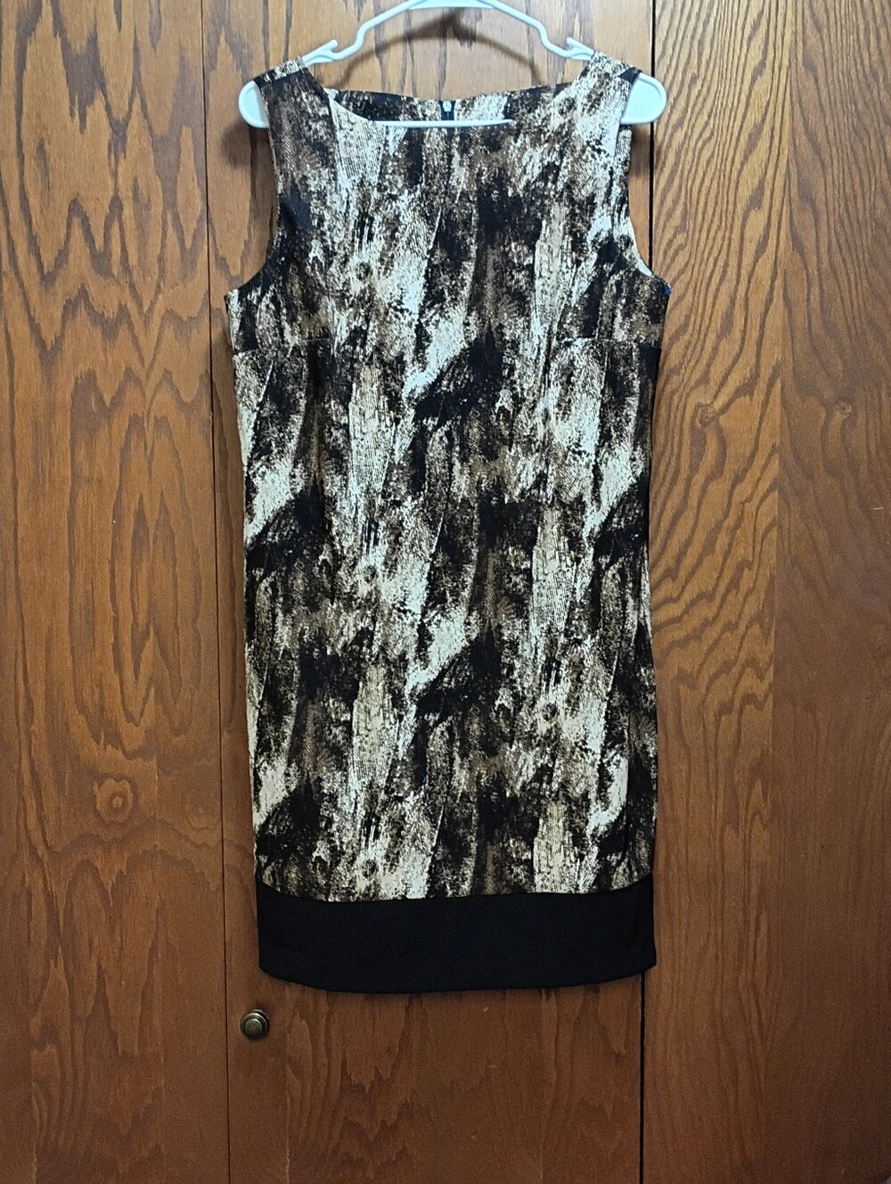 AB Studio Sleeveless Black and Cream Abstract Sheath Dress
